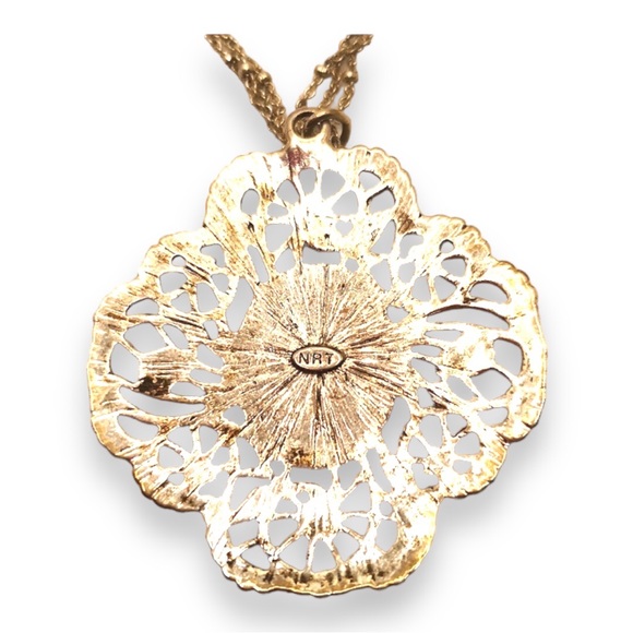 Vintage Avon necklace - Picture 3 of 4